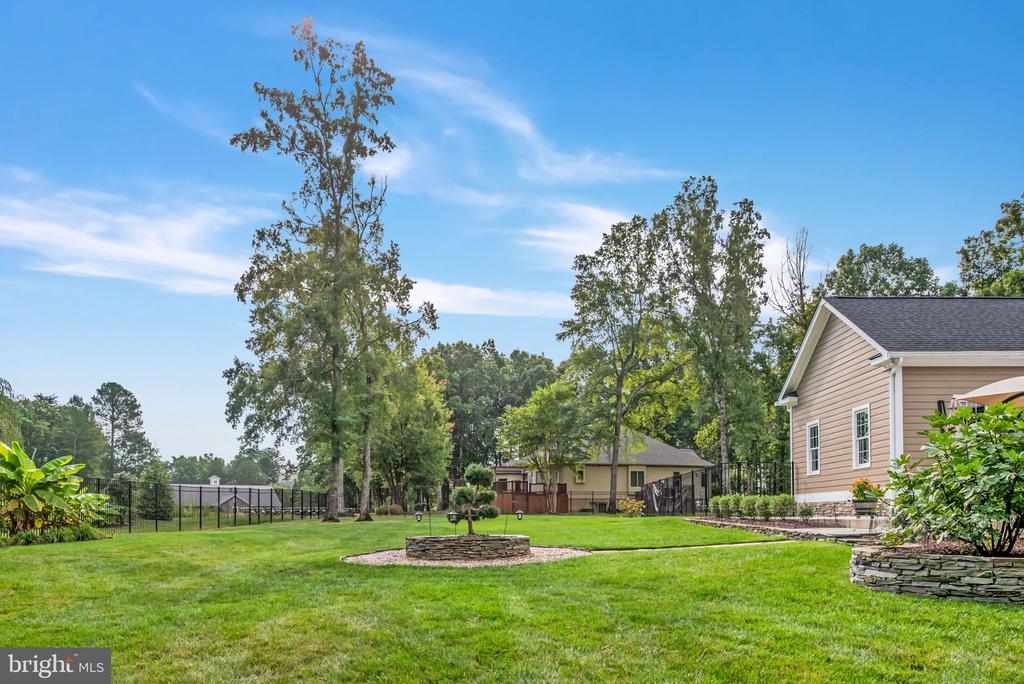 11004 SHERIDAN DR, SPOTSYLVANIA, Virginia 22551, 5 Bedrooms Bedrooms, ,5 BathroomsBathrooms,Residential,11004 SHERIDAN DR,VASP2040266 MLS # VASP2040266