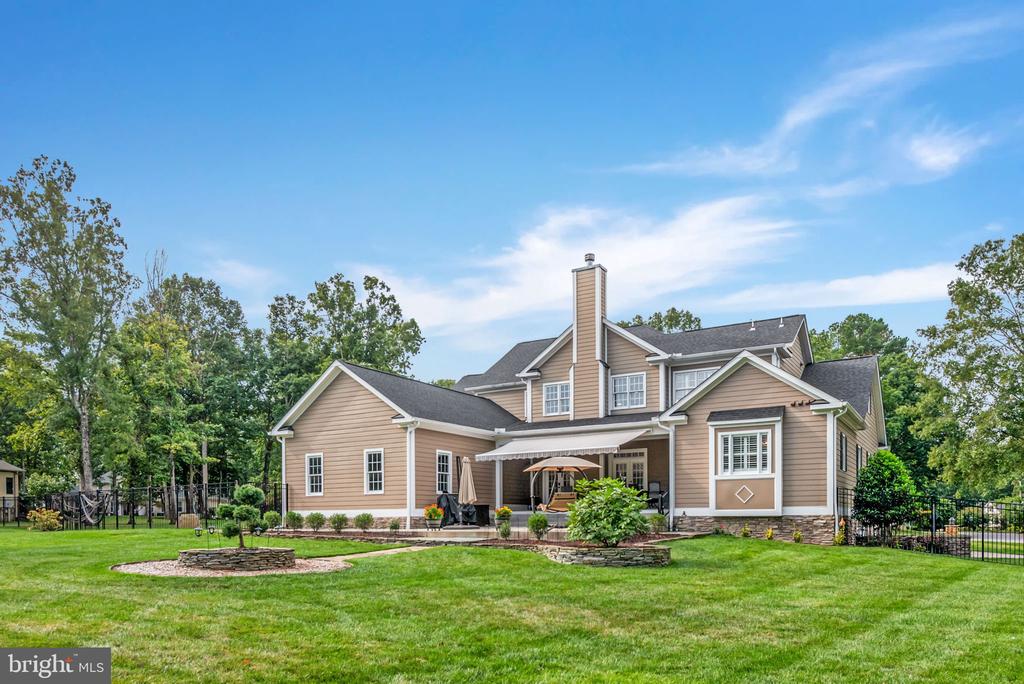 11004 SHERIDAN DR, SPOTSYLVANIA, Virginia 22551, 5 Bedrooms Bedrooms, ,5 BathroomsBathrooms,Residential,11004 SHERIDAN DR,VASP2040266 MLS # VASP2040266