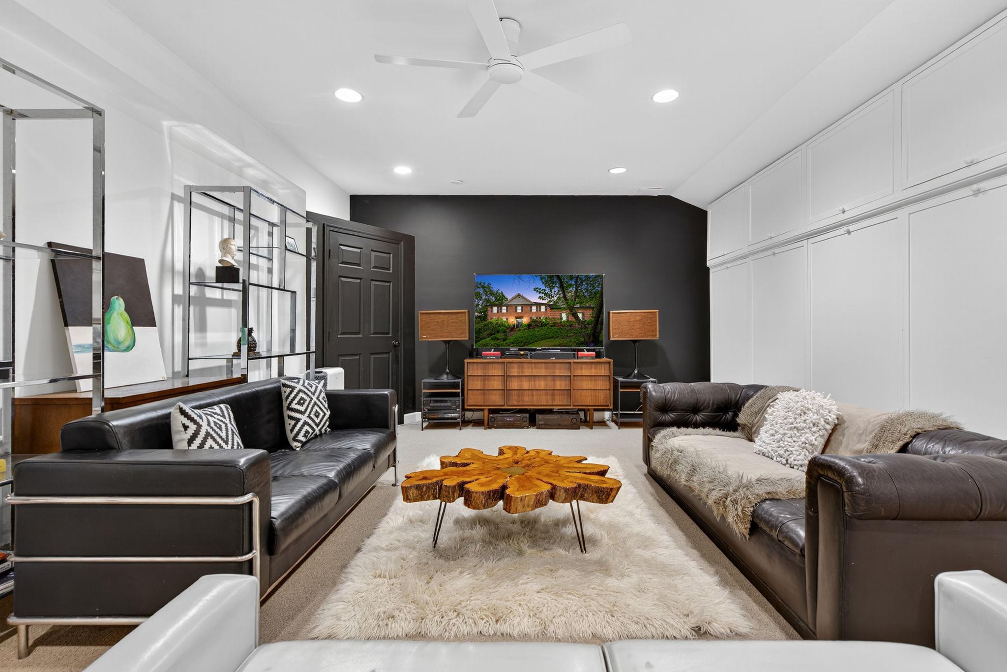 7534 CANNONEER CT E, WARRENTON, Virginia 20186, 6 Bedrooms Bedrooms, ,4 BathroomsBathrooms,Residential,7534 CANNONEER CT E,VAFQ2021306 MLS # VAFQ2021306 7534 CANNONEER CT E, WARRENTON, Virginia 20186, 6 Bedrooms Bedrooms, ,4 BathroomsBathrooms,Residential,7534 CANNONEER CT E,VAFQ2021306 MLS # VAFQ2021306