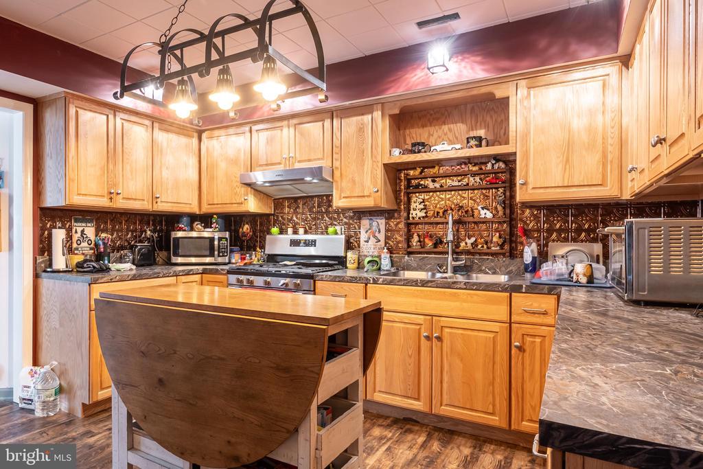 165 BROKENBACK MOUNTAIN RD, FREE UNION, Virginia 22940, 7 Bedrooms Bedrooms, ,5 BathroomsBathrooms,Residential,165 BROKENBACK MOUNTAIN RD,VAGR2000842 MLS # VAGR2000842