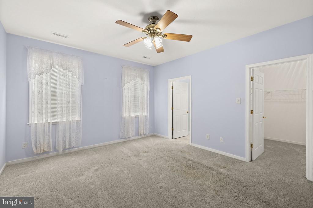 6611 TWIN CEDARS CT, FREDERICKSBURG, Virginia 22407, 3 Bedrooms Bedrooms, ,2 BathroomsBathrooms,Residential,6611 TWIN CEDARS CT,VASP2040658 MLS # VASP2040658