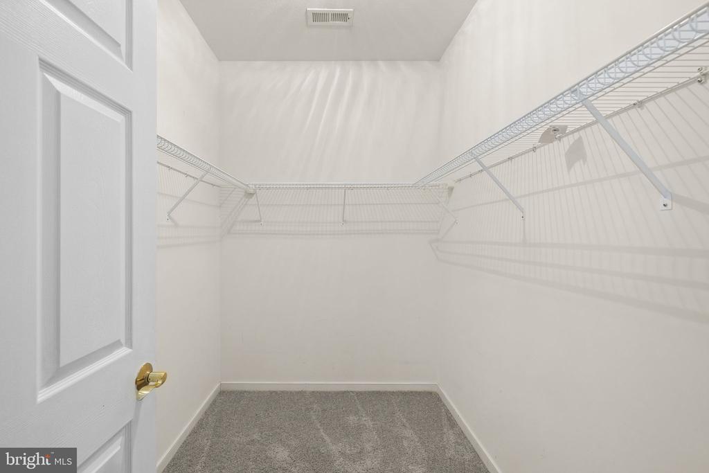 6611 TWIN CEDARS CT, FREDERICKSBURG, Virginia 22407, 3 Bedrooms Bedrooms, ,2 BathroomsBathrooms,Residential,6611 TWIN CEDARS CT,VASP2040658 MLS # VASP2040658