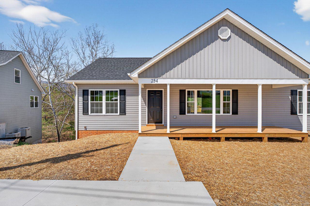 254 LOCUSTDALE LOOP, SHENANDOAH, Virginia 22849, 3 Bedrooms Bedrooms, ,2 BathroomsBathrooms,Residential,254 LOCUSTDALE LOOP,VAPA2006256 MLS # VAPA2006256