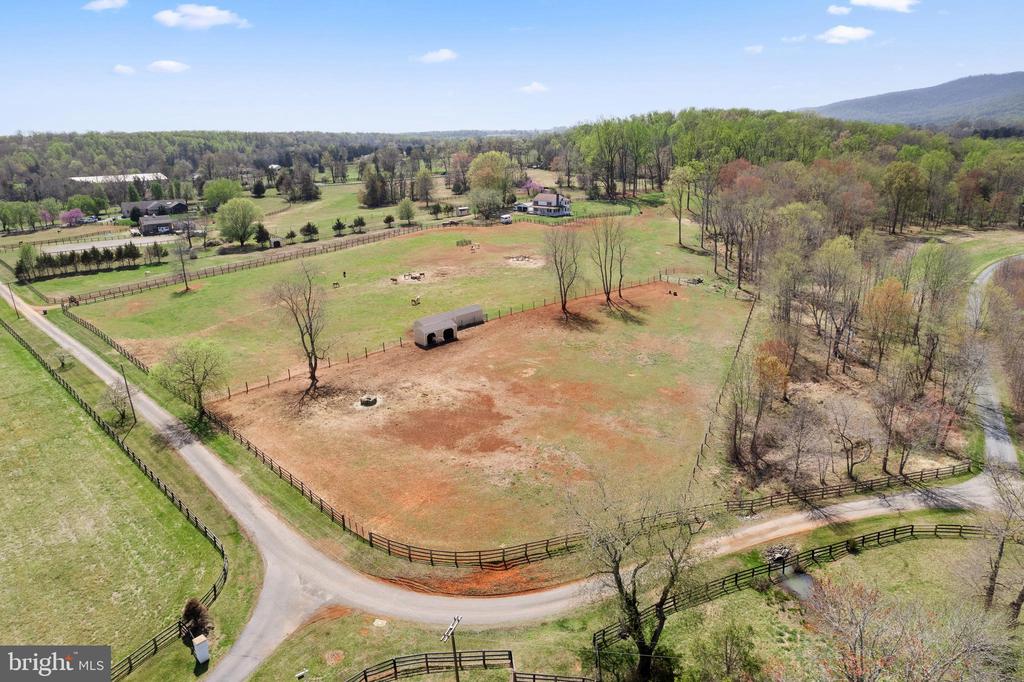 19050 MONTEITH FARM RD, GORDONSVILLE, Virginia 22942, 4 Bedrooms Bedrooms, ,2 BathroomsBathrooms,Residential,19050 MONTEITH FARM RD,VAOR2013714 MLS # VAOR2013714