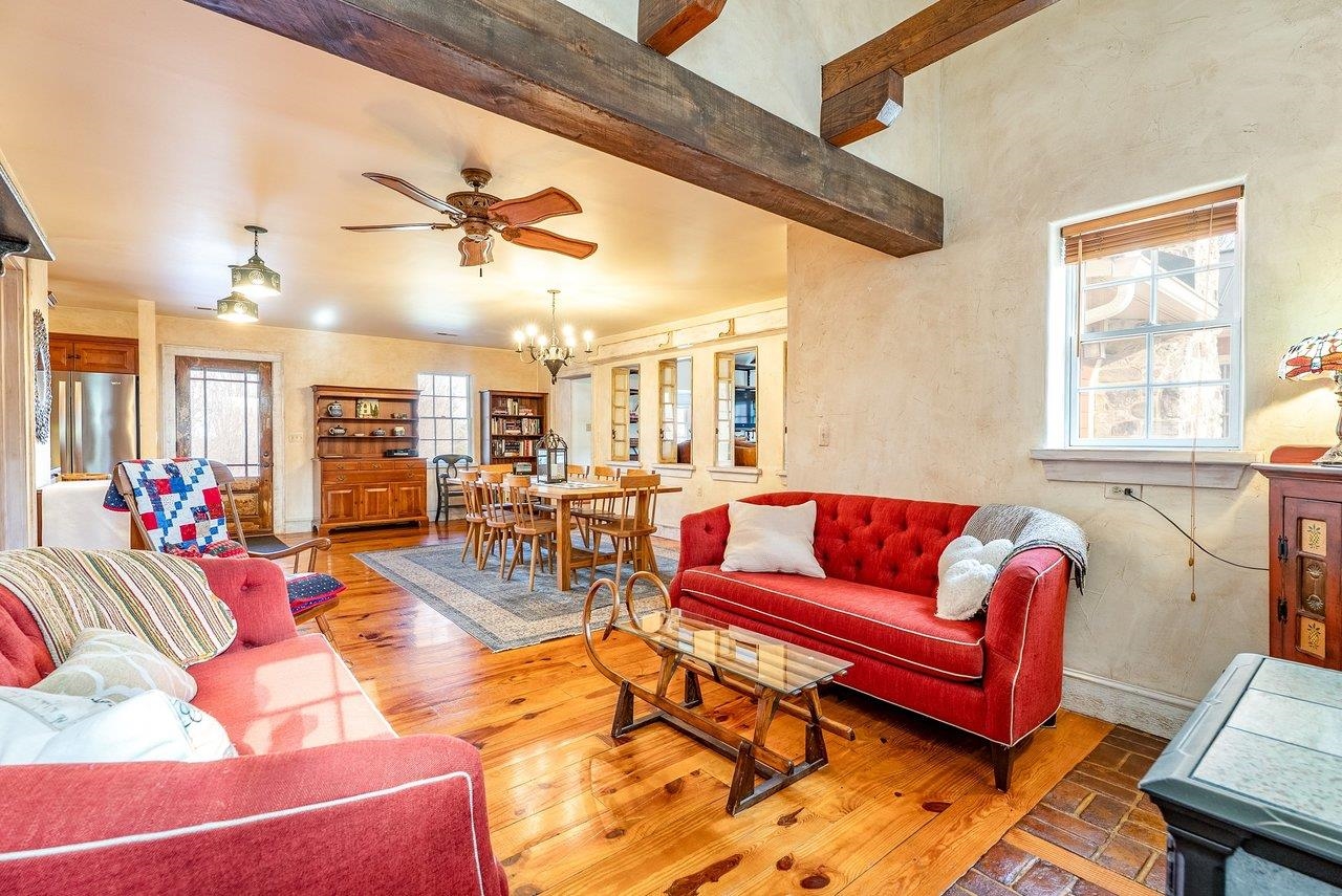 304 BIG VALLEY LN, MOUNT SOLON, Virginia 22843, 3 Bedrooms Bedrooms, ,3 BathroomsBathrooms,Residential,304 BIG VALLEY LN,675132 MLS # 675132