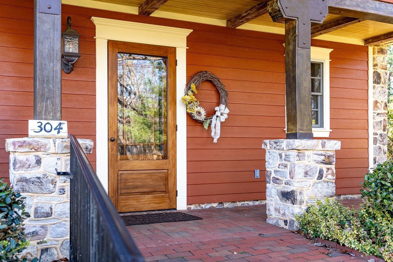 304 BIG VALLEY LN, MOUNT SOLON, Virginia 22843, 3 Bedrooms Bedrooms, ,3 BathroomsBathrooms,Residential,304 BIG VALLEY LN,675132 MLS # 675132