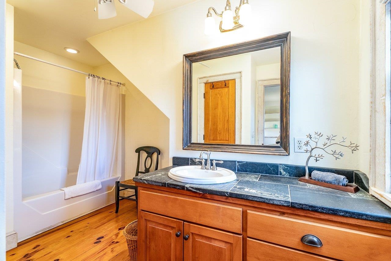 304 BIG VALLEY LN, MOUNT SOLON, Virginia 22843, 3 Bedrooms Bedrooms, ,3 BathroomsBathrooms,Residential,304 BIG VALLEY LN,675132 MLS # 675132