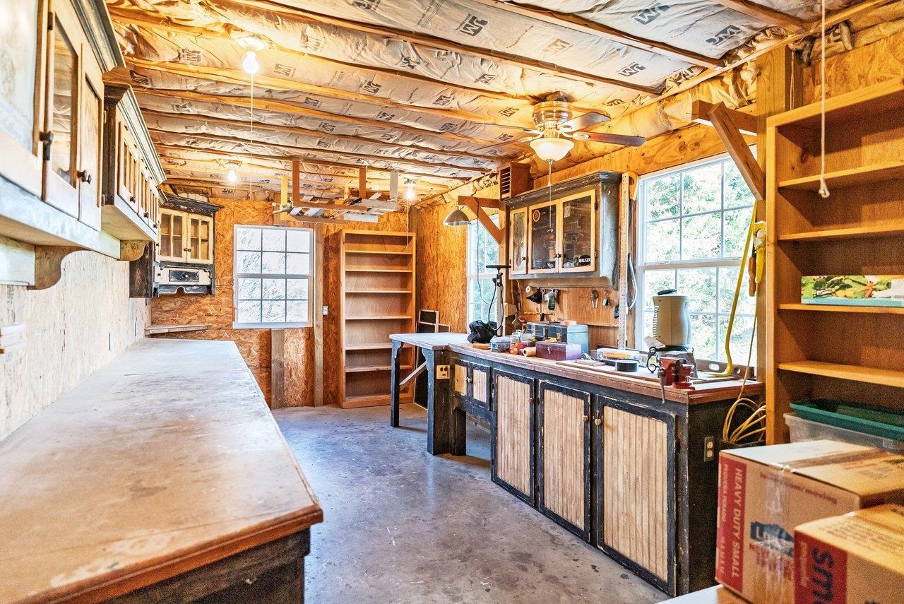 304 BIG VALLEY LN, MOUNT SOLON, Virginia 22843, 3 Bedrooms Bedrooms, ,3 BathroomsBathrooms,Residential,304 BIG VALLEY LN,675132 MLS # 675132