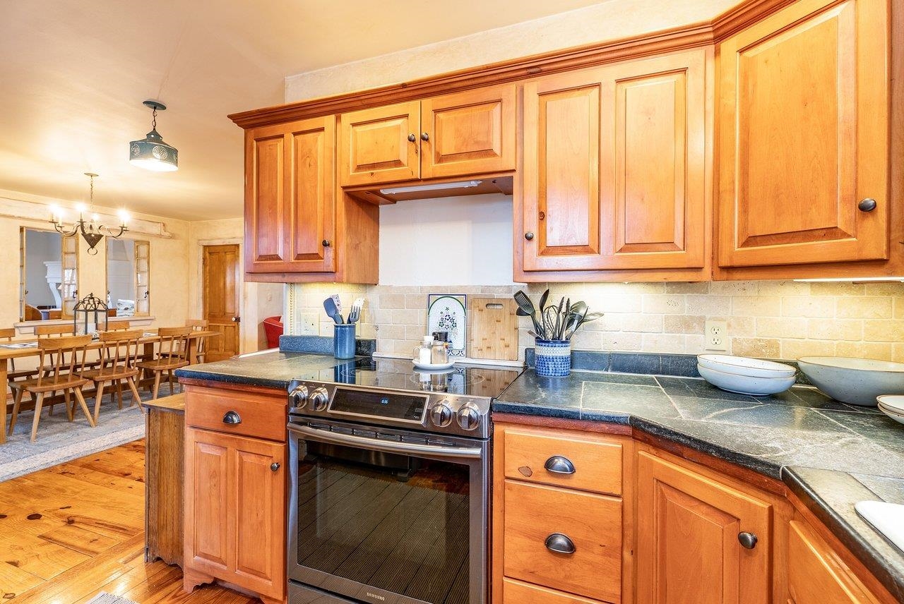 304 BIG VALLEY LN, MOUNT SOLON, Virginia 22843, 3 Bedrooms Bedrooms, ,3 BathroomsBathrooms,Residential,304 BIG VALLEY LN,675132 MLS # 675132