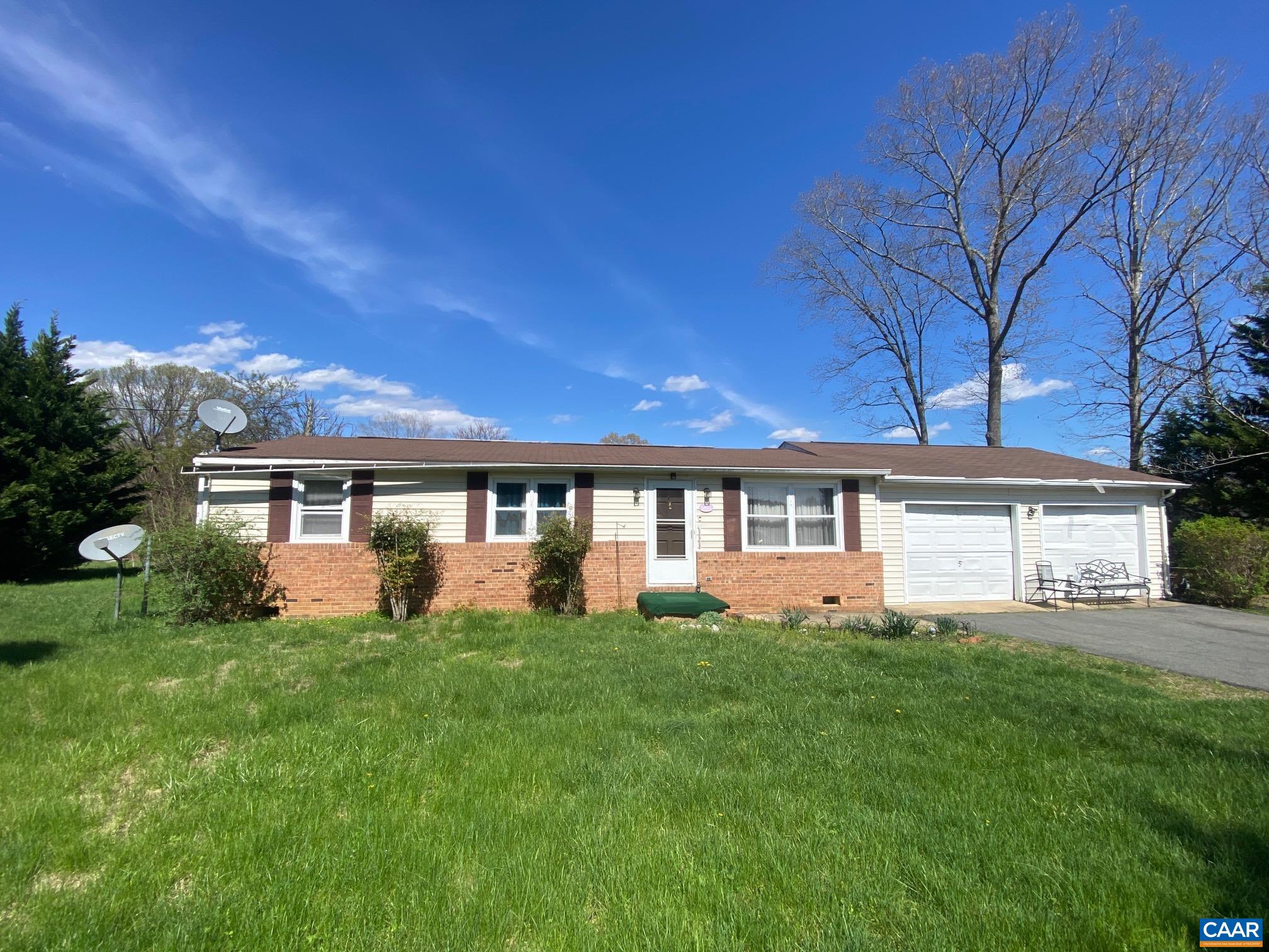 12031 BROWNTOWN RD, GORDONSVILLE, Virginia 22942, 3 Bedrooms Bedrooms, ,1 BathroomBathrooms,Residential,12031 BROWNTOWN RD,675362 MLS # 675362