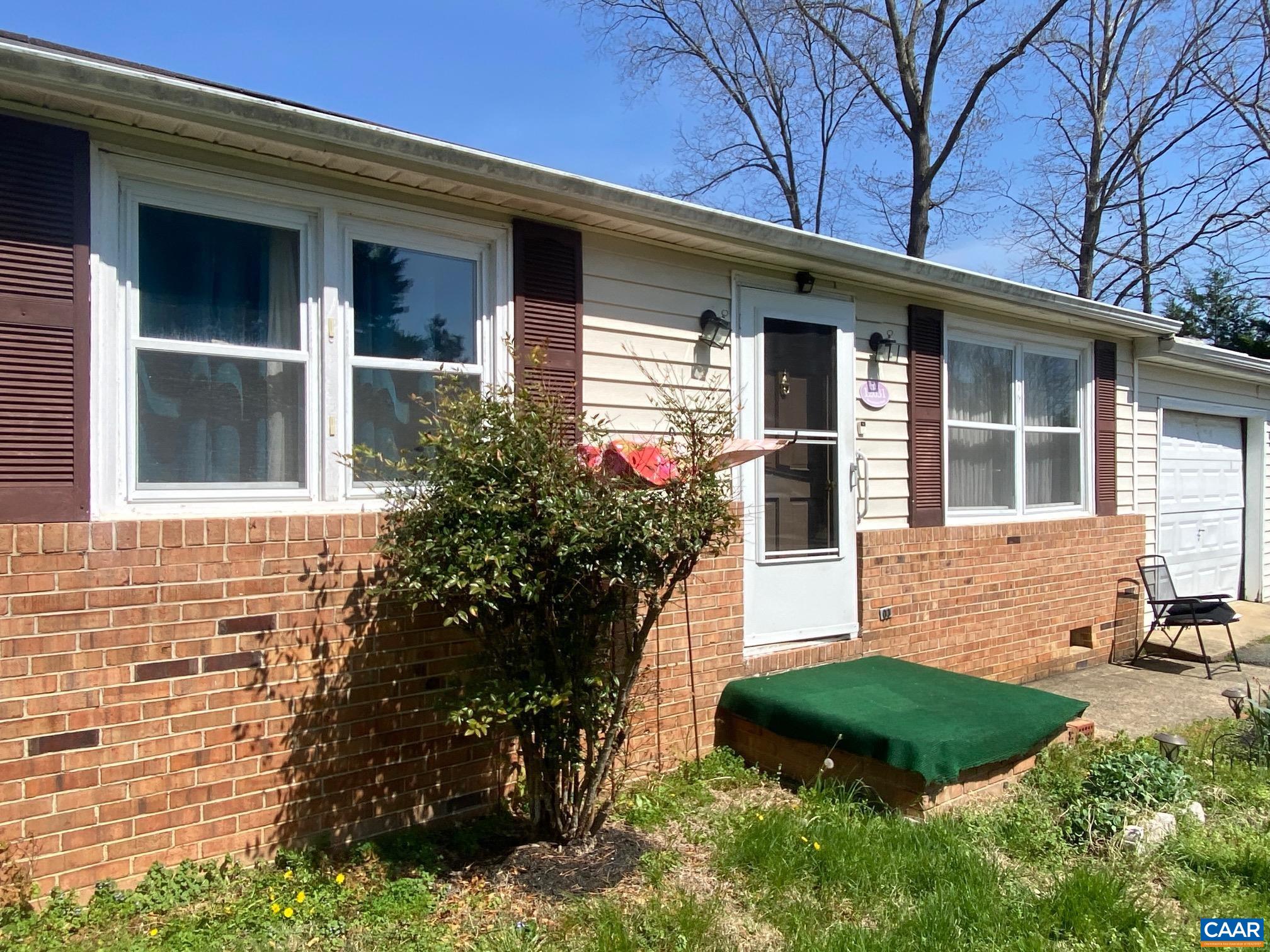 12031 BROWNTOWN RD, GORDONSVILLE, Virginia 22942, 3 Bedrooms Bedrooms, ,1 BathroomBathrooms,Residential,12031 BROWNTOWN RD,675362 MLS # 675362