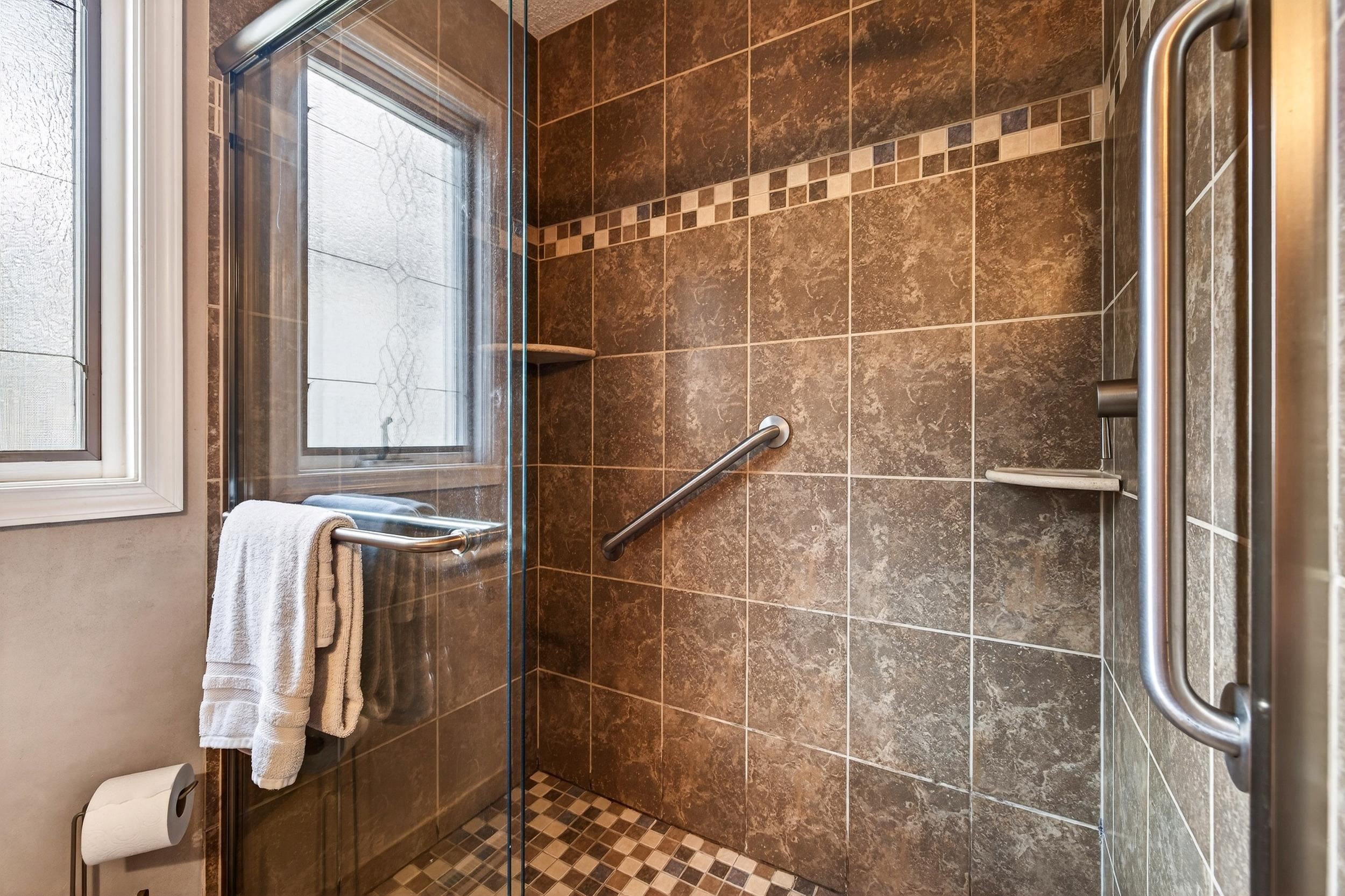 3229 HOPKINS DR, MCGAHEYSVILLE, Virginia 22840, 4 Bedrooms Bedrooms, ,3 BathroomsBathrooms,Residential,3229 HOPKINS DR,675364 MLS # 675364