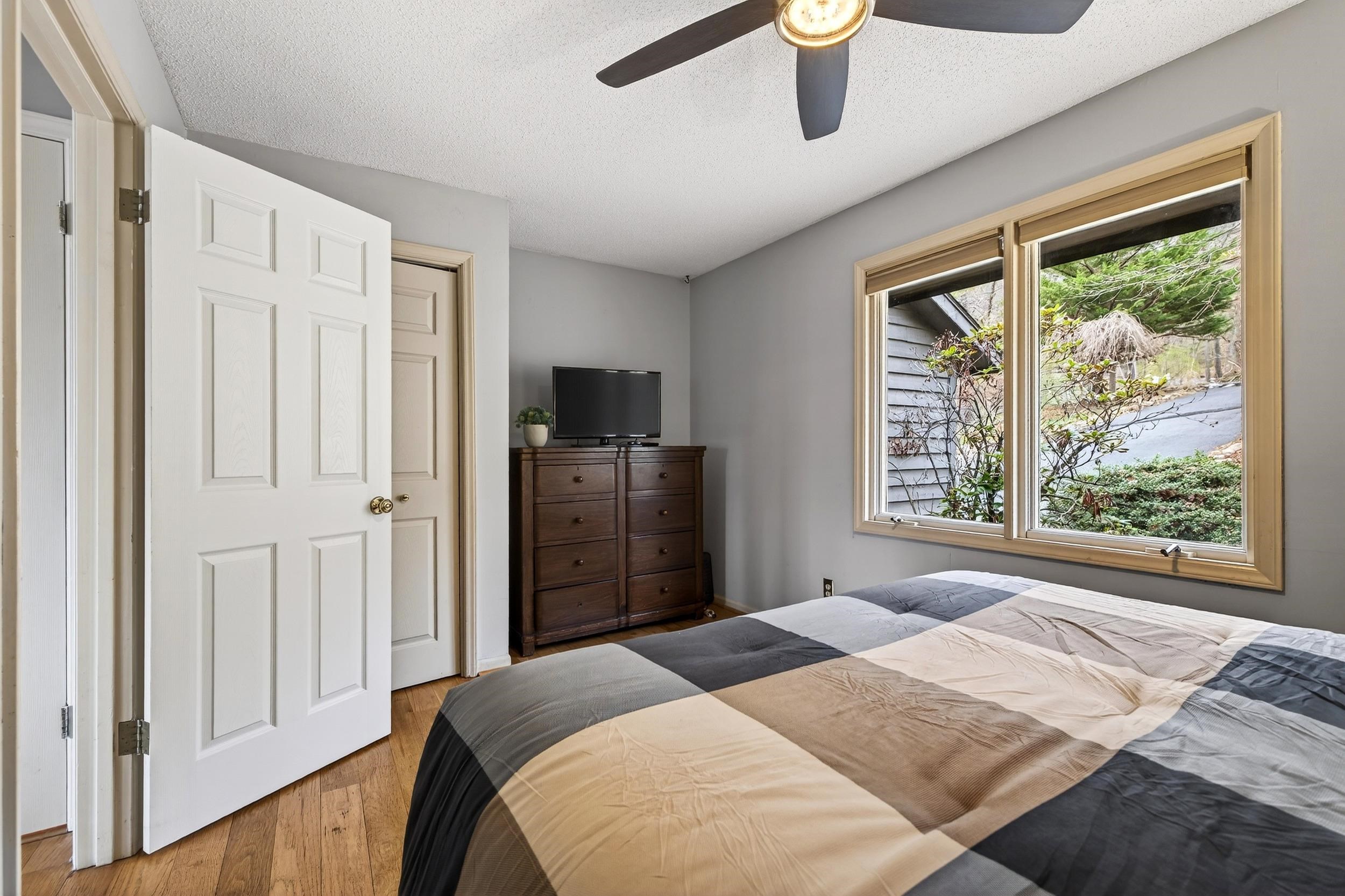 3229 HOPKINS DR, MCGAHEYSVILLE, Virginia 22840, 4 Bedrooms Bedrooms, ,3 BathroomsBathrooms,Residential,3229 HOPKINS DR,675364 MLS # 675364