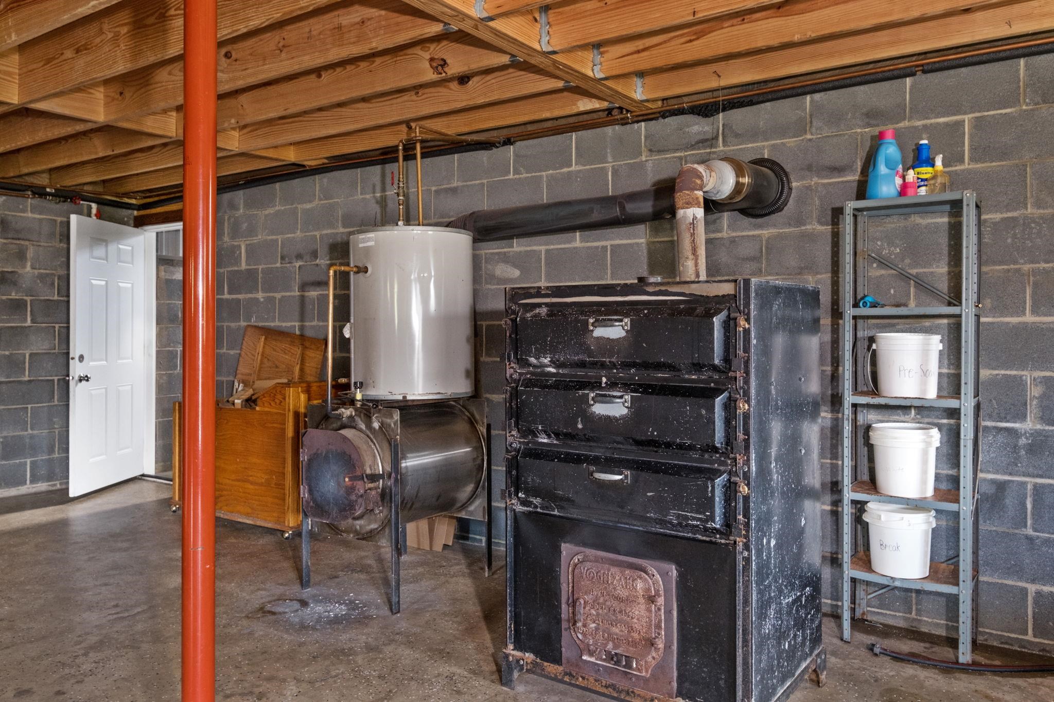 3356 JACKSON RIVER RD, MONTEREY, Virginia 24465, 3 Bedrooms Bedrooms, ,3 BathroomsBathrooms,Residential,3356 JACKSON RIVER RD,675365 MLS # 675365