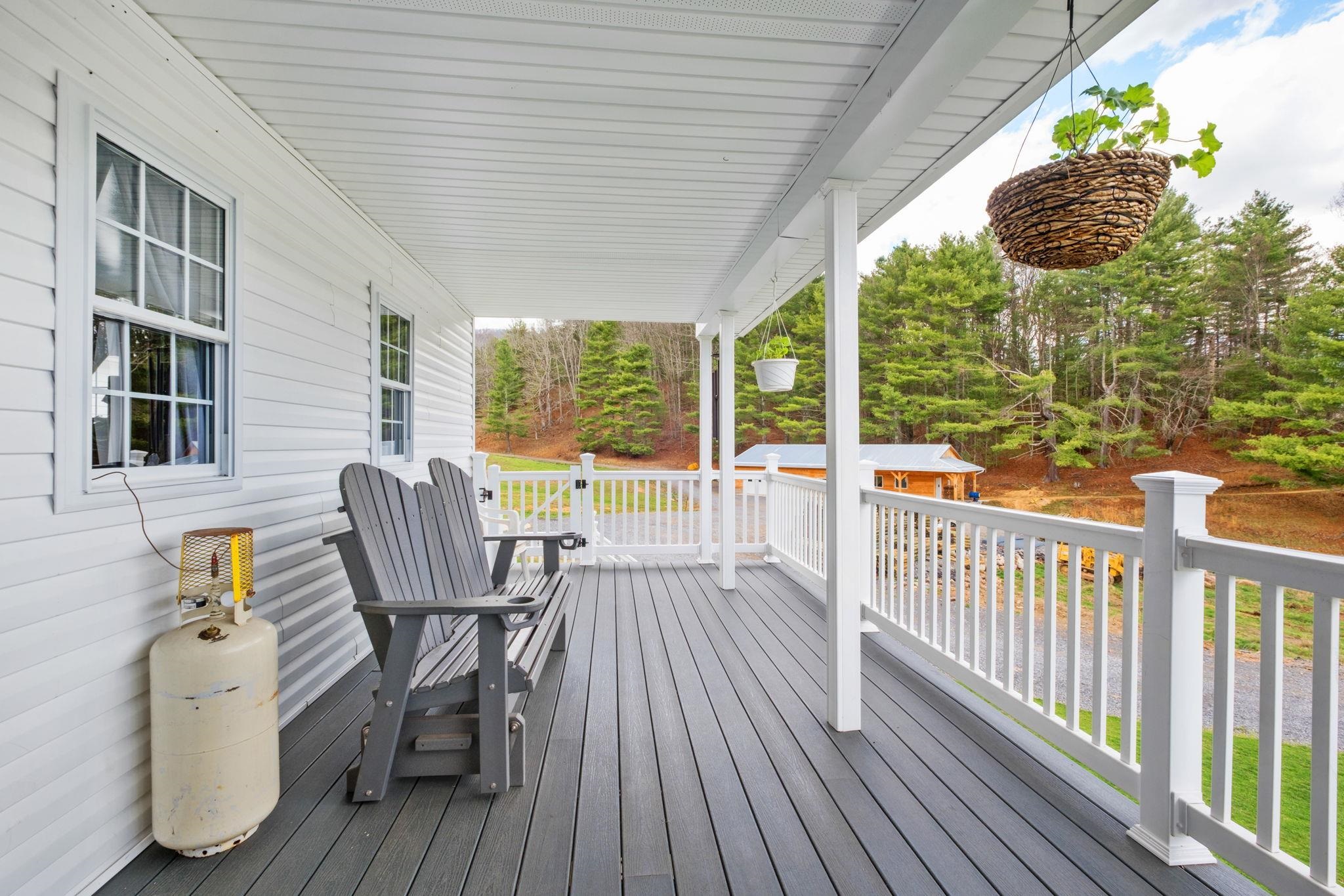 3356 JACKSON RIVER RD, MONTEREY, Virginia 24465, 3 Bedrooms Bedrooms, ,3 BathroomsBathrooms,Residential,3356 JACKSON RIVER RD,675365 MLS # 675365