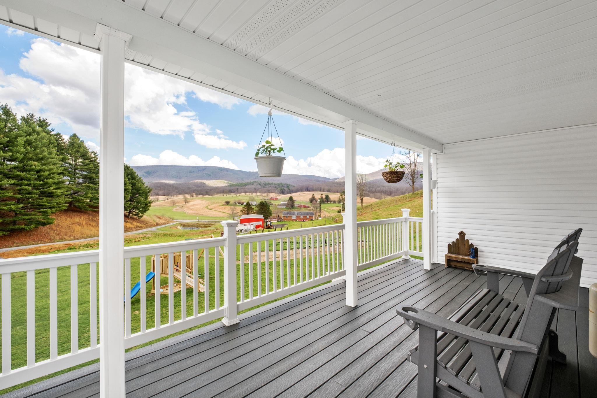 3356 JACKSON RIVER RD, MONTEREY, Virginia 24465, 3 Bedrooms Bedrooms, ,3 BathroomsBathrooms,Residential,3356 JACKSON RIVER RD,675365 MLS # 675365