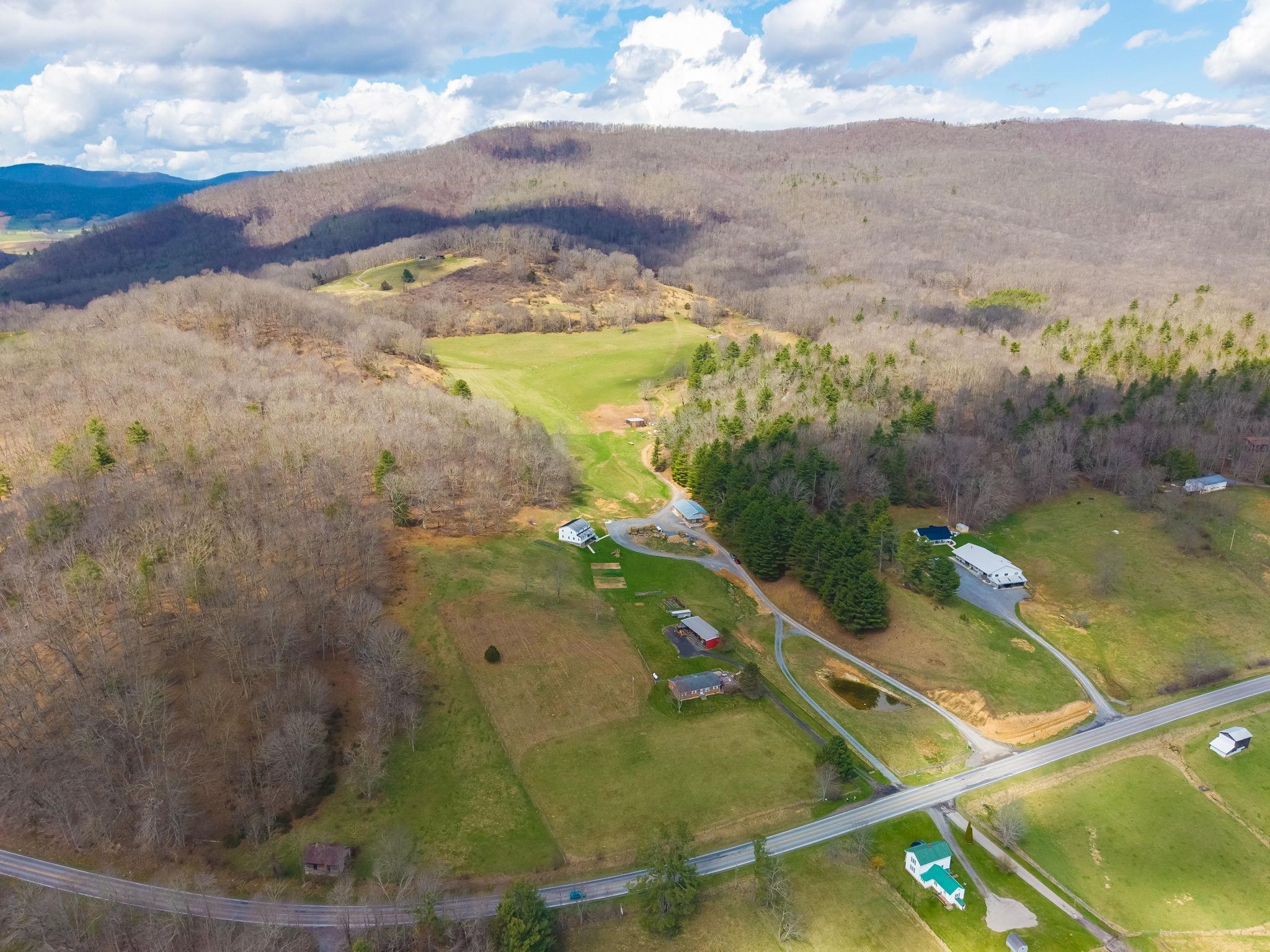 3356 JACKSON RIVER RD, MONTEREY, Virginia 24465, 3 Bedrooms Bedrooms, ,3 BathroomsBathrooms,Residential,3356 JACKSON RIVER RD,675365 MLS # 675365