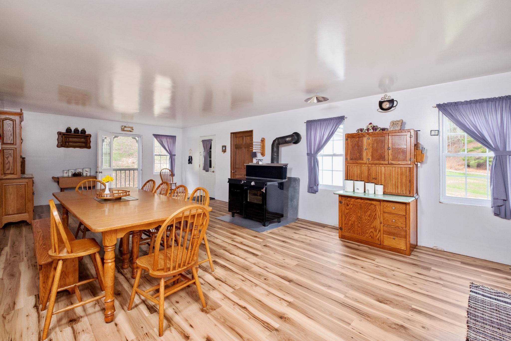 3356 JACKSON RIVER RD, MONTEREY, Virginia 24465, 3 Bedrooms Bedrooms, ,3 BathroomsBathrooms,Residential,3356 JACKSON RIVER RD,675365 MLS # 675365