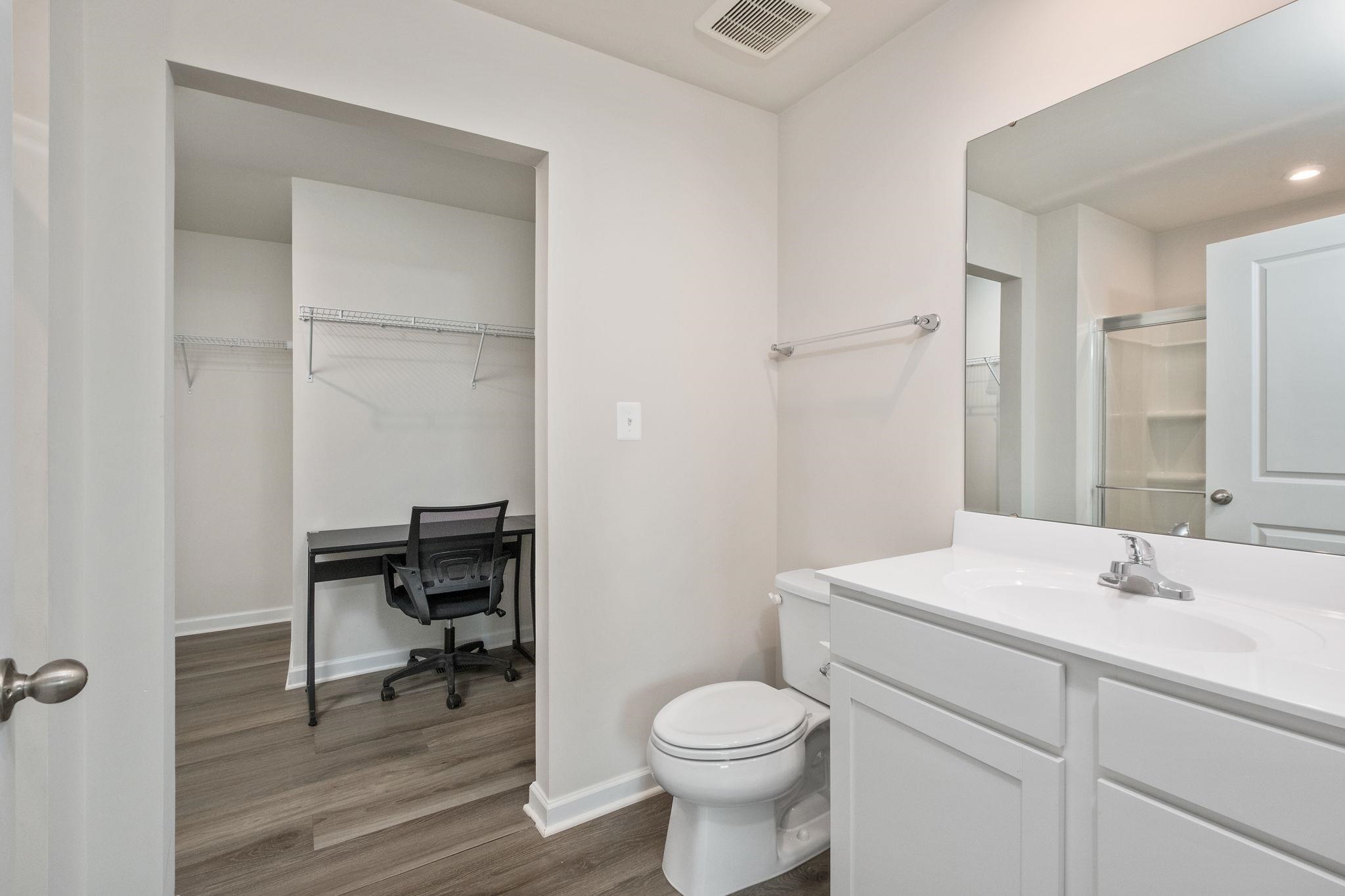 620 GROMMET DR, ROCKINGHAM, Virginia 22801, 4 Bedrooms Bedrooms, ,3 BathroomsBathrooms,Residential,620 GROMMET DR,675369 MLS # 675369 620 GROMMET DR, ROCKINGHAM, Virginia 22801, 4 Bedrooms Bedrooms, ,3 BathroomsBathrooms,Residential,620 GROMMET DR,675369 MLS # 675369