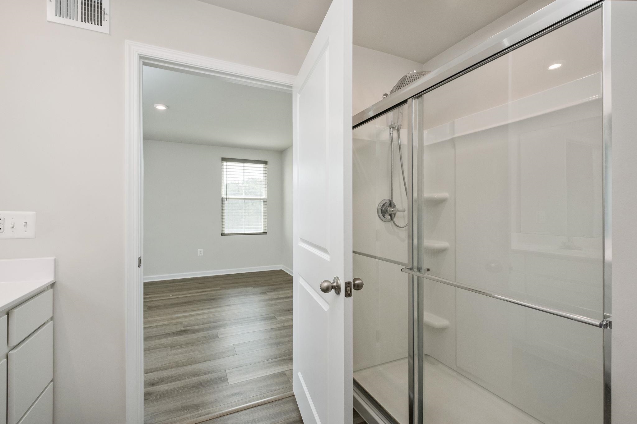 620 GROMMET DR, ROCKINGHAM, Virginia 22801, 4 Bedrooms Bedrooms, ,3 BathroomsBathrooms,Residential,620 GROMMET DR,675369 MLS # 675369 620 GROMMET DR, ROCKINGHAM, Virginia 22801, 4 Bedrooms Bedrooms, ,3 BathroomsBathrooms,Residential,620 GROMMET DR,675369 MLS # 675369