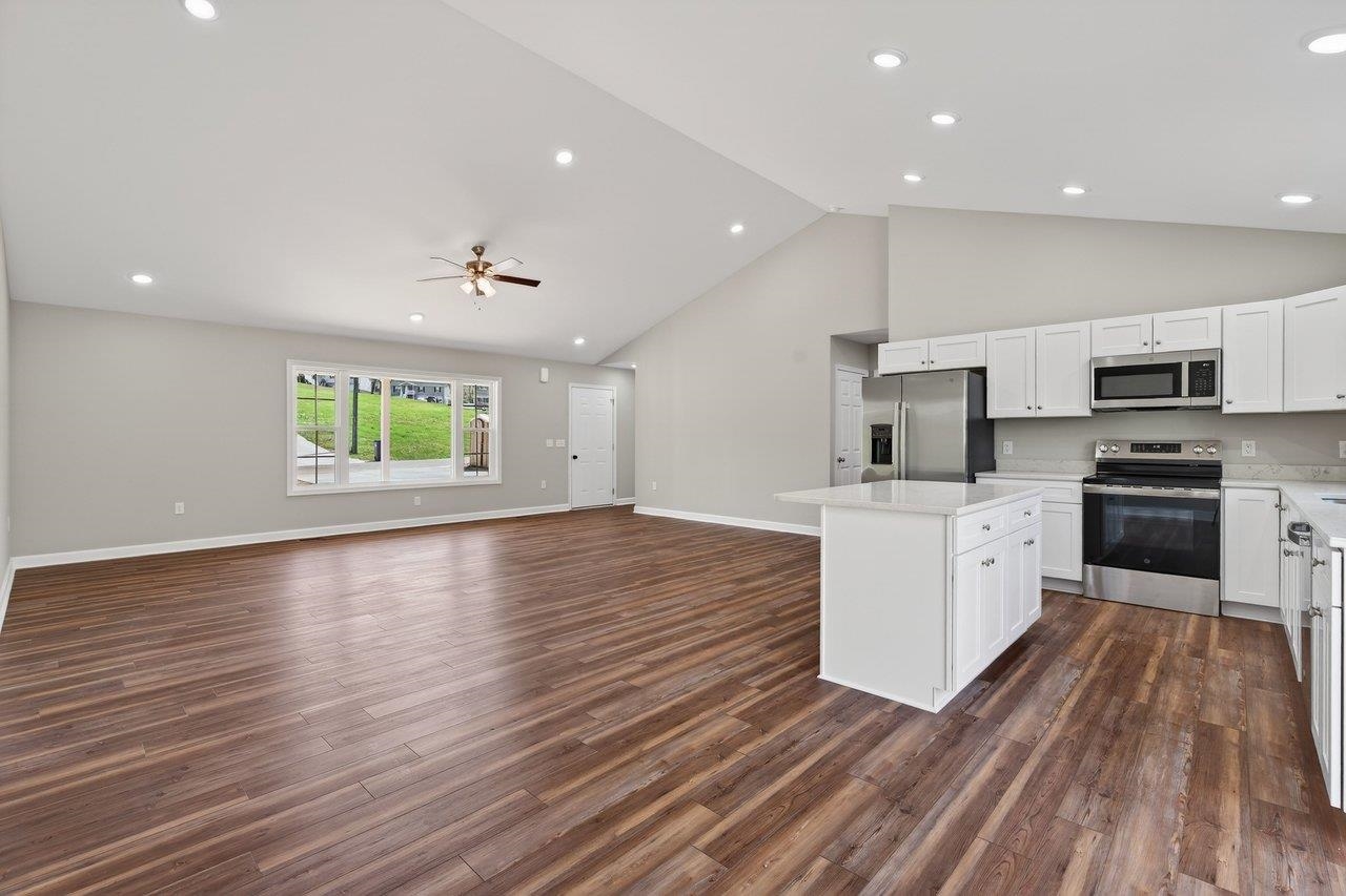 254 LOCUSTDALE LOOP, SHENANDOAH, Virginia 22849, 3 Bedrooms Bedrooms, ,2 BathroomsBathrooms,Residential,254 LOCUSTDALE LOOP,675370 MLS # 675370