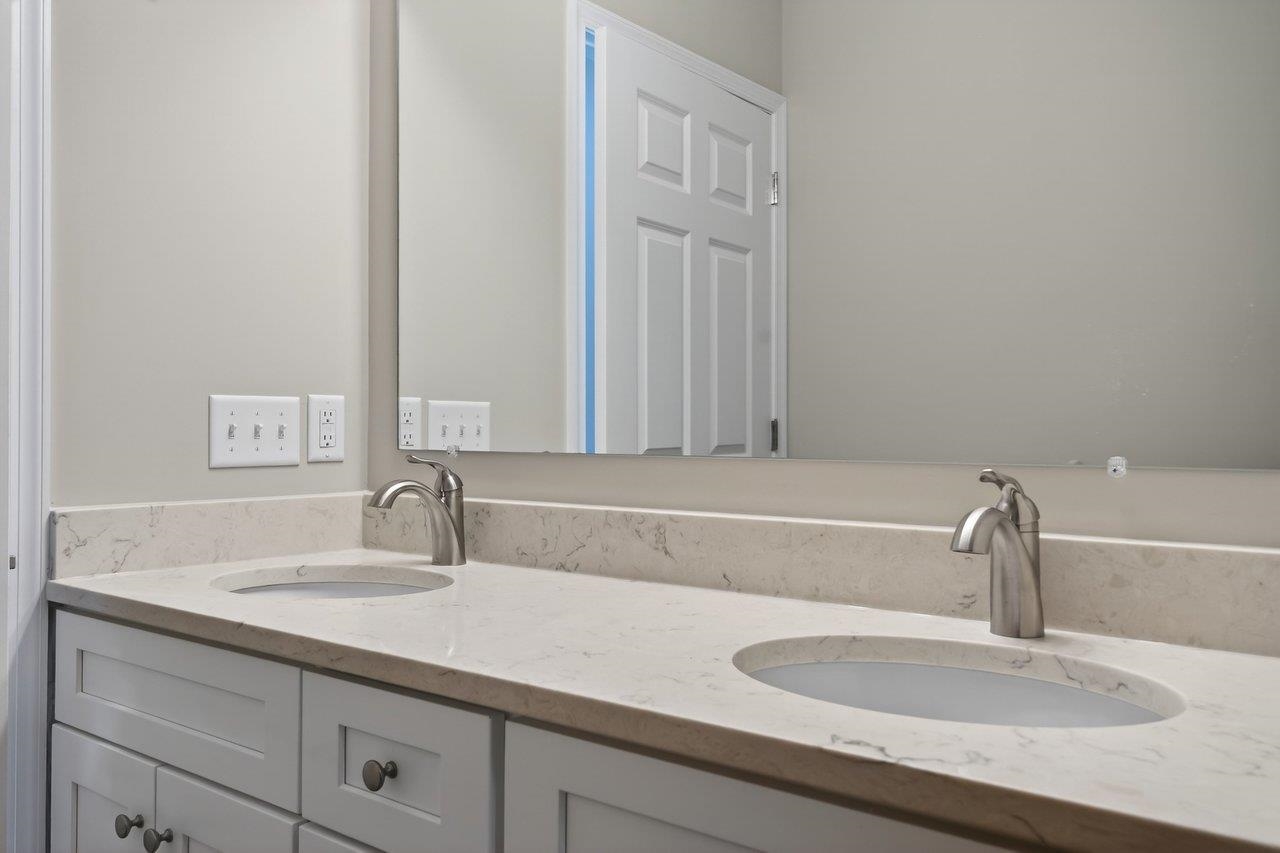 254 LOCUSTDALE LOOP, SHENANDOAH, Virginia 22849, 3 Bedrooms Bedrooms, ,2 BathroomsBathrooms,Residential,254 LOCUSTDALE LOOP,675370 MLS # 675370