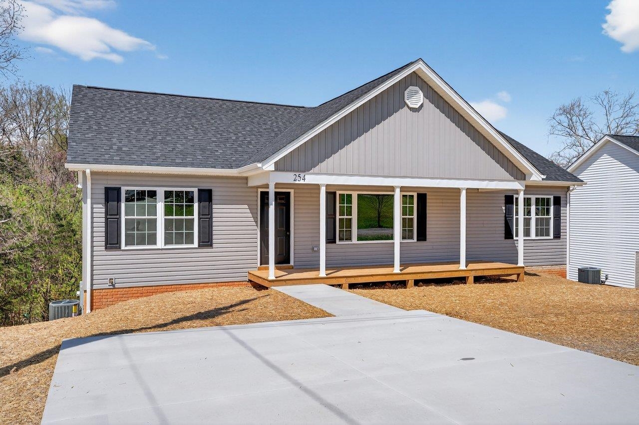 254 LOCUSTDALE LOOP, SHENANDOAH, Virginia 22849, 3 Bedrooms Bedrooms, ,2 BathroomsBathrooms,Residential,254 LOCUSTDALE LOOP,675370 MLS # 675370