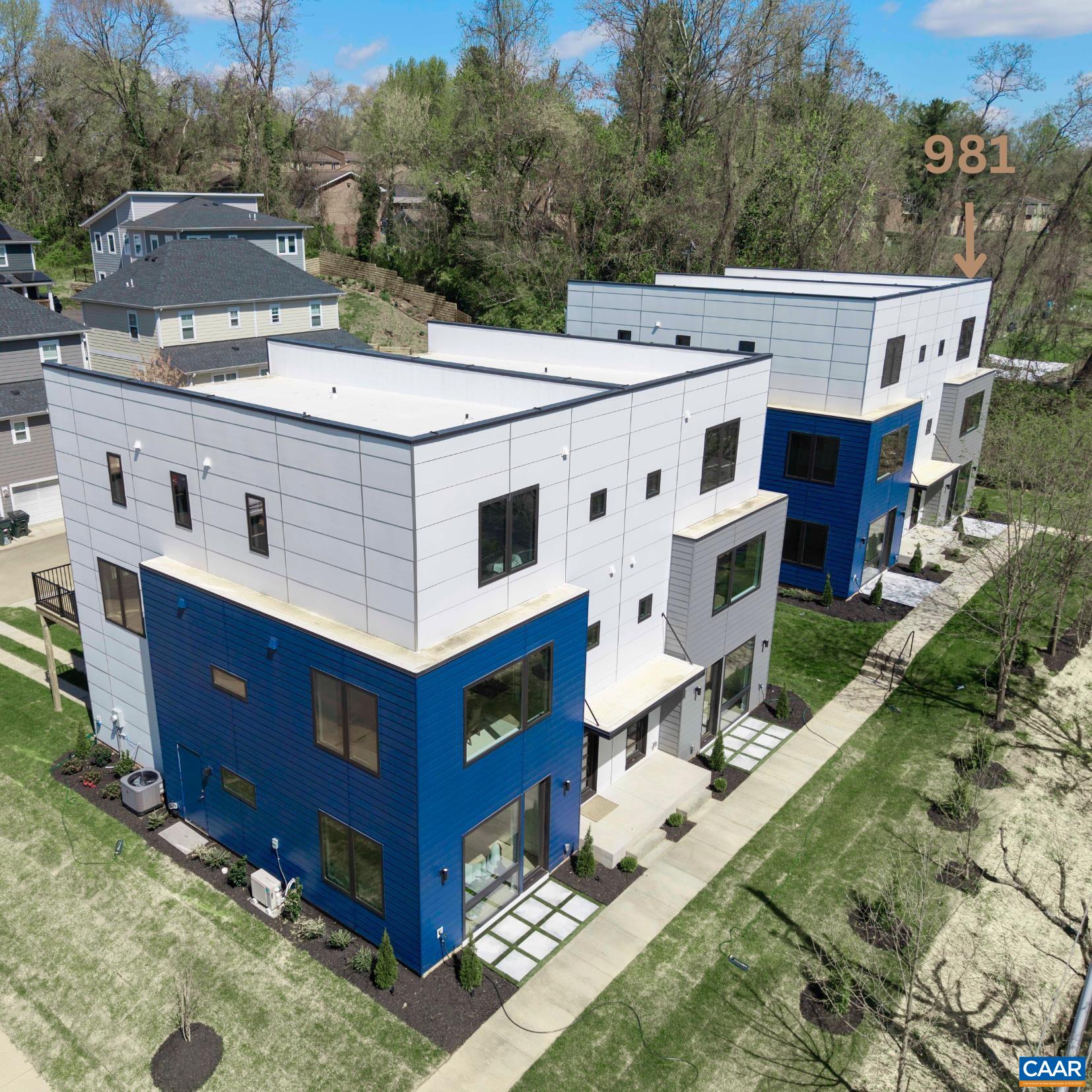 987 5TH ST SW, CHARLOTTESVILLE, Virginia 22902, 4 Bedrooms Bedrooms, ,3 BathroomsBathrooms,Residential,987 5TH ST SW,675371 MLS # 675371