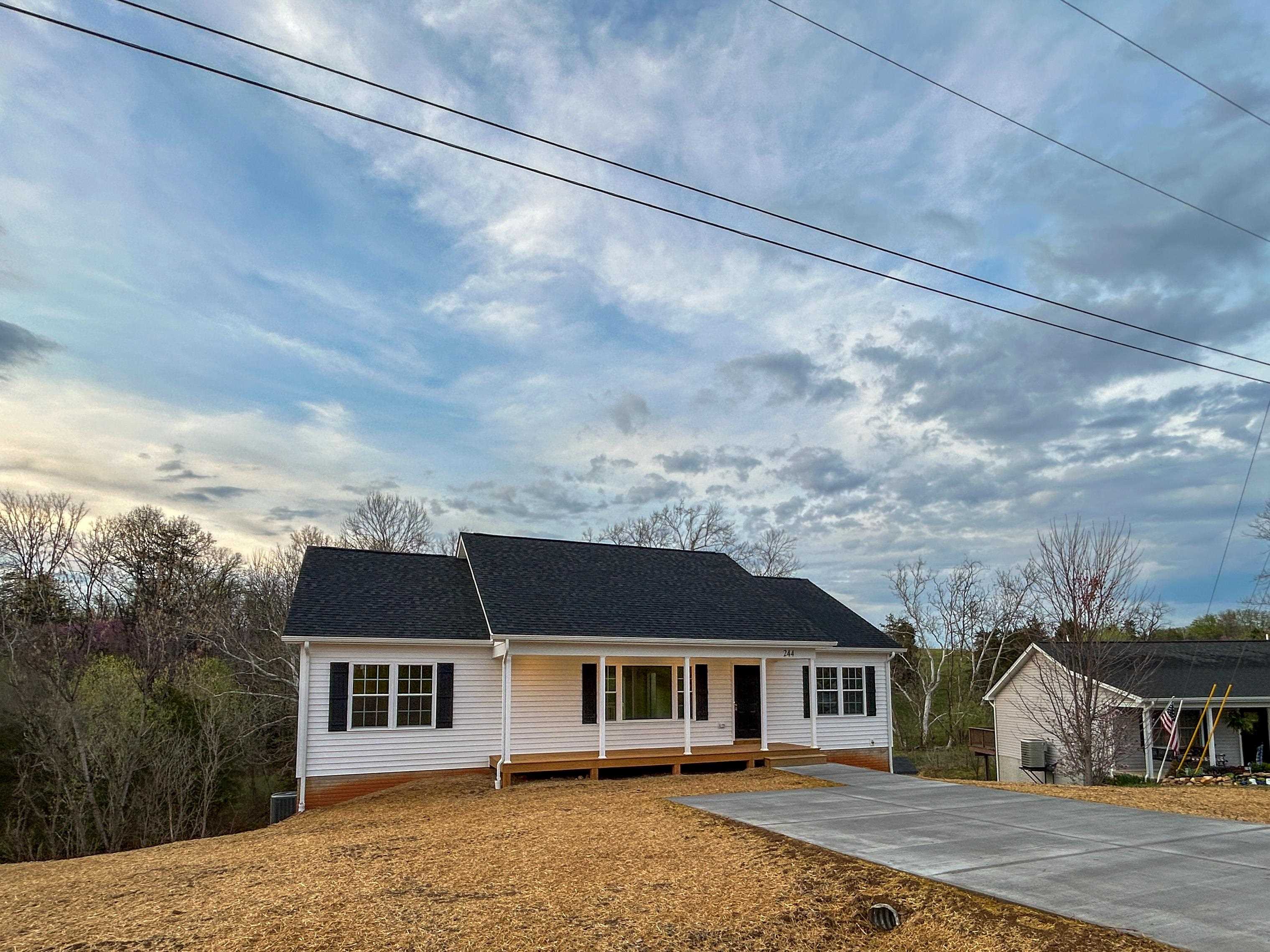 244 LOCUSTDALE LOOP, SHENANDOAH, Virginia 22849, 3 Bedrooms Bedrooms, ,2 BathroomsBathrooms,Residential,244 LOCUSTDALE LOOP,675374 MLS # 675374