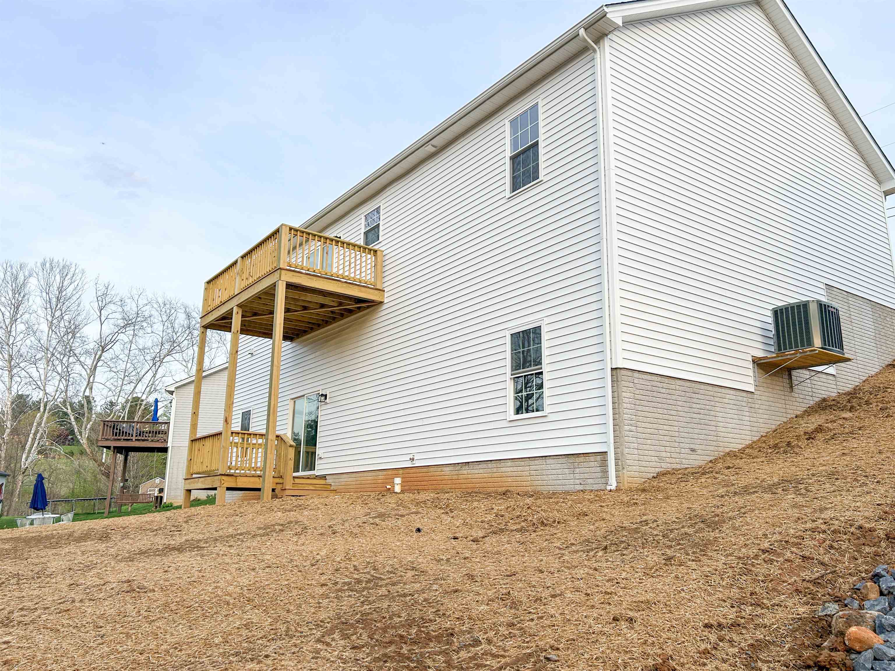 244 LOCUSTDALE LOOP, SHENANDOAH, Virginia 22849, 3 Bedrooms Bedrooms, ,2 BathroomsBathrooms,Residential,244 LOCUSTDALE LOOP,675374 MLS # 675374