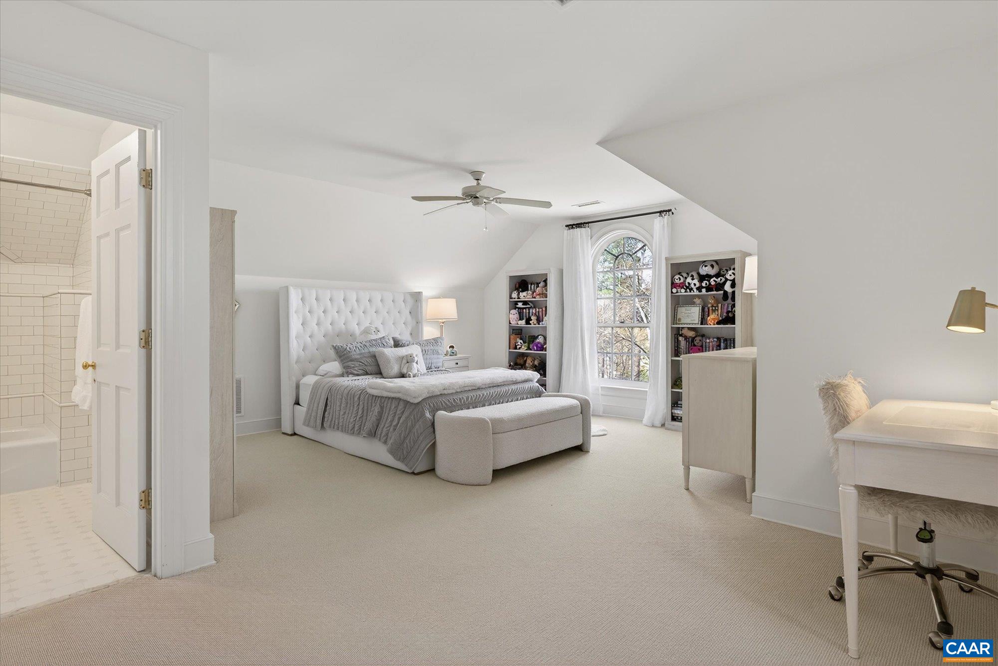 1480 GARTH GATE LN, CHARLOTTESVILLE, Virginia 22901, 4 Bedrooms Bedrooms, ,4 BathroomsBathrooms,Residential,1480 GARTH GATE LN,675375 MLS # 675375