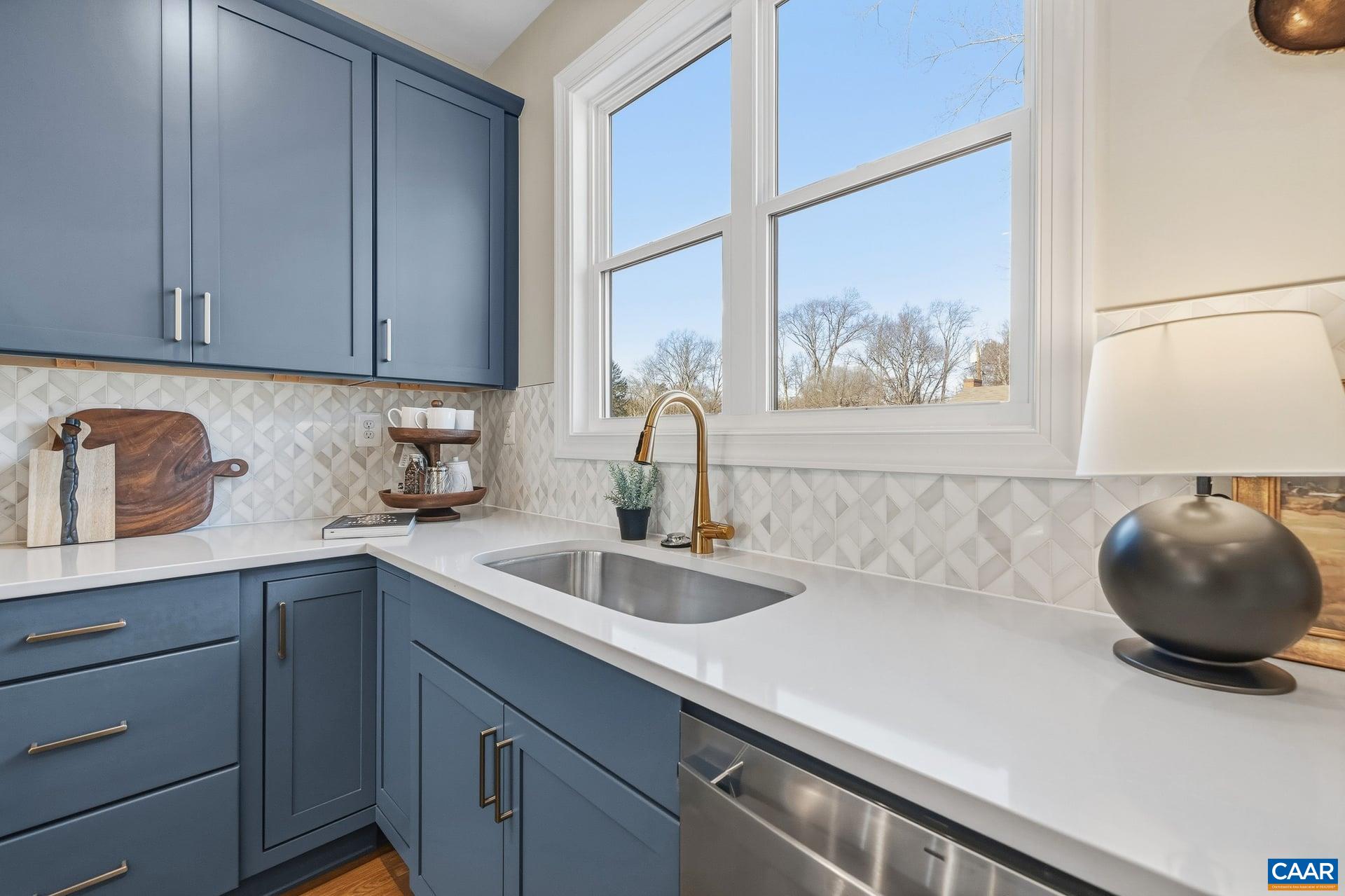 24 KEENE CT, CHARLOTTESVILLE, Virginia 22903, 4 Bedrooms Bedrooms, ,3 BathroomsBathrooms,Residential,Hinton,24 KEENE CT,675379 MLS # 675379