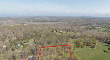 Lot D2, off Stony Point Rd. consisting of 4.14 acres