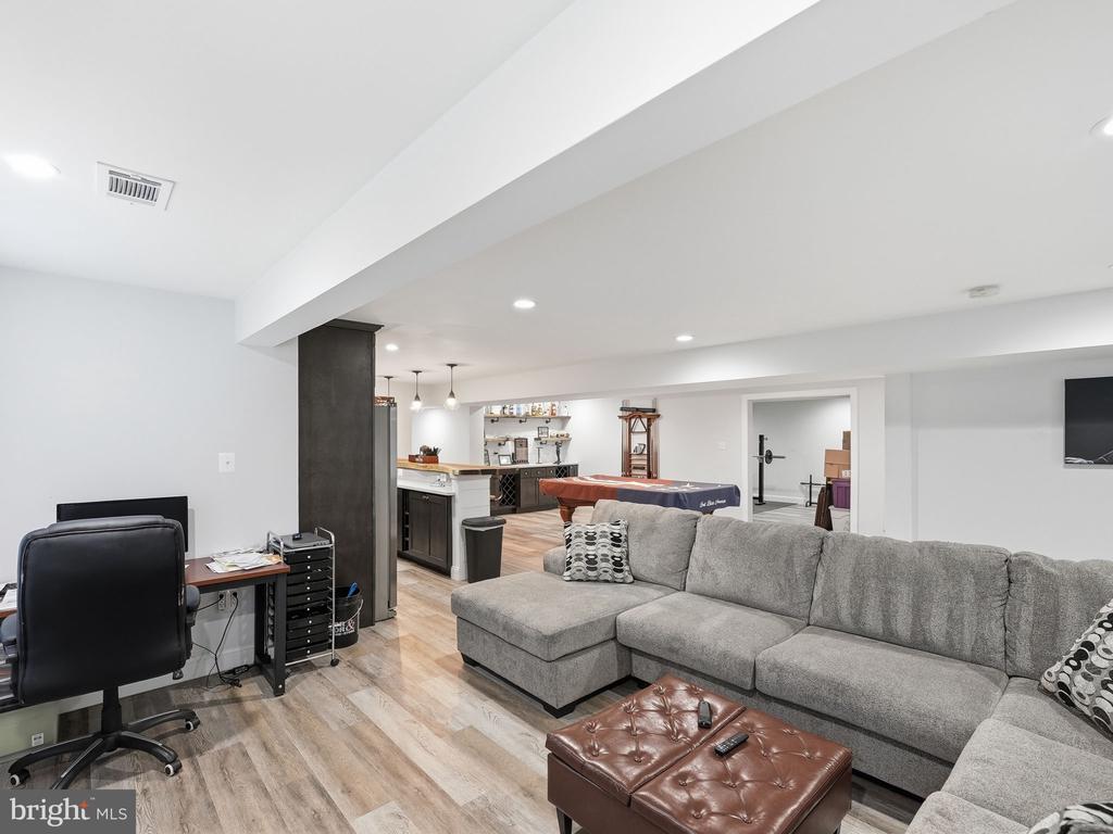 12140 BRENT TOWN RD, MIDLAND, Virginia, 4 Bedrooms Bedrooms, ,4 BathroomsBathrooms,Residential,12140 BRENT TOWN RD,VAFQ2021034 MLS # VAFQ2021034 12140 BRENT TOWN RD, MIDLAND, Virginia, 4 Bedrooms Bedrooms, ,4 BathroomsBathrooms,Residential,12140 BRENT TOWN RD,VAFQ2021034 MLS # VAFQ2021034