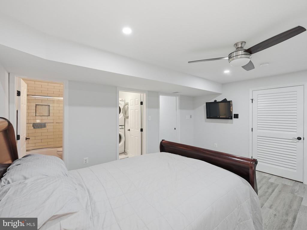 12140 BRENT TOWN RD, MIDLAND, Virginia, 4 Bedrooms Bedrooms, ,4 BathroomsBathrooms,Residential,12140 BRENT TOWN RD,VAFQ2021034 MLS # VAFQ2021034 12140 BRENT TOWN RD, MIDLAND, Virginia, 4 Bedrooms Bedrooms, ,4 BathroomsBathrooms,Residential,12140 BRENT TOWN RD,VAFQ2021034 MLS # VAFQ2021034