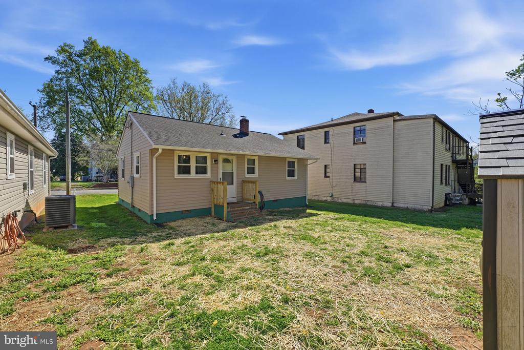 188 PELISO AVE, ORANGE, Virginia 22960, 2 Bedrooms Bedrooms, ,1 BathroomBathrooms,Residential,188 PELISO AVE,VAOR2013704 MLS # VAOR2013704