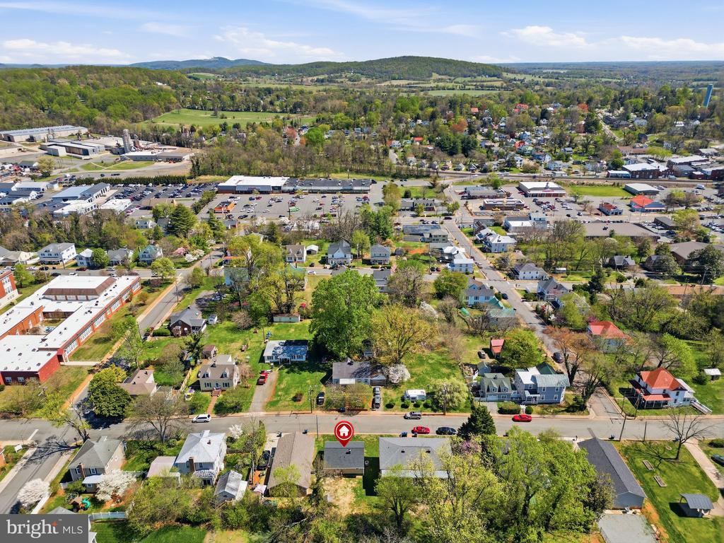 188 PELISO AVE, ORANGE, Virginia 22960, 2 Bedrooms Bedrooms, ,1 BathroomBathrooms,Residential,188 PELISO AVE,VAOR2013704 MLS # VAOR2013704