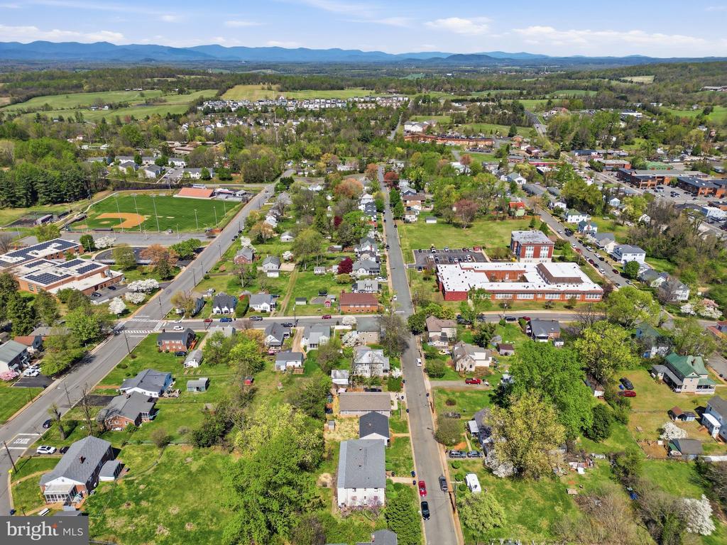 188 PELISO AVE, ORANGE, Virginia 22960, 2 Bedrooms Bedrooms, ,1 BathroomBathrooms,Residential,188 PELISO AVE,VAOR2013704 MLS # VAOR2013704