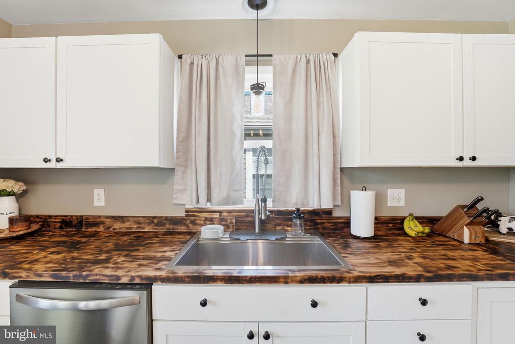 188 PELISO AVE, ORANGE, Virginia 22960, 2 Bedrooms Bedrooms, ,1 BathroomBathrooms,Residential,188 PELISO AVE,VAOR2013704 MLS # VAOR2013704