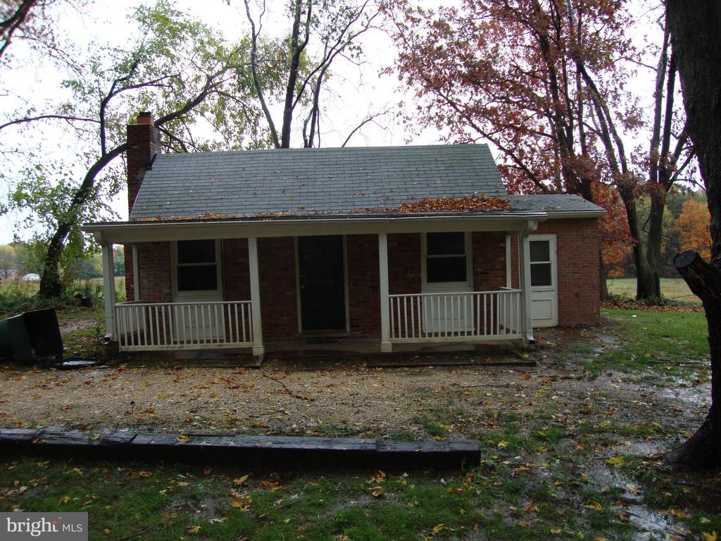 4009 GRACELAND, CATLETT, Virginia, 3 Bedrooms Bedrooms, ,2 BathroomsBathrooms,Residential,4009 GRACELAND,VAFQ2021292 MLS # VAFQ2021292 4009 GRACELAND, CATLETT, Virginia, 3 Bedrooms Bedrooms, ,2 BathroomsBathrooms,Residential,4009 GRACELAND,VAFQ2021292 MLS # VAFQ2021292