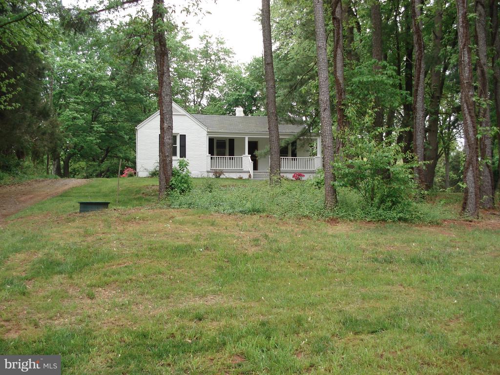 4009 GRACELAND, CATLETT, Virginia, 3 Bedrooms Bedrooms, ,2 BathroomsBathrooms,Residential,4009 GRACELAND,VAFQ2021292 MLS # VAFQ2021292 4009 GRACELAND, CATLETT, Virginia, 3 Bedrooms Bedrooms, ,2 BathroomsBathrooms,Residential,4009 GRACELAND,VAFQ2021292 MLS # VAFQ2021292