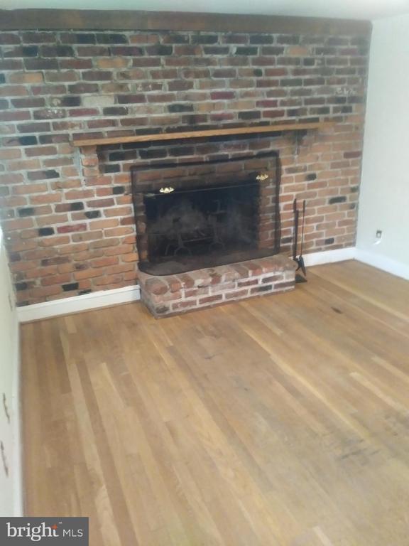 4009 GRACELAND, CATLETT, Virginia, 3 Bedrooms Bedrooms, ,2 BathroomsBathrooms,Residential,4009 GRACELAND,VAFQ2021292 MLS # VAFQ2021292 4009 GRACELAND, CATLETT, Virginia, 3 Bedrooms Bedrooms, ,2 BathroomsBathrooms,Residential,4009 GRACELAND,VAFQ2021292 MLS # VAFQ2021292