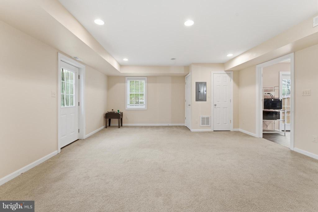 3608 N RED OAK LN, DELAPLANE, Virginia, 4 Bedrooms Bedrooms, ,4 BathroomsBathrooms,Residential,3608 N RED OAK LN,VAFQ2021324 MLS # VAFQ2021324 3608 N RED OAK LN, DELAPLANE, Virginia, 4 Bedrooms Bedrooms, ,4 BathroomsBathrooms,Residential,3608 N RED OAK LN,VAFQ2021324 MLS # VAFQ2021324