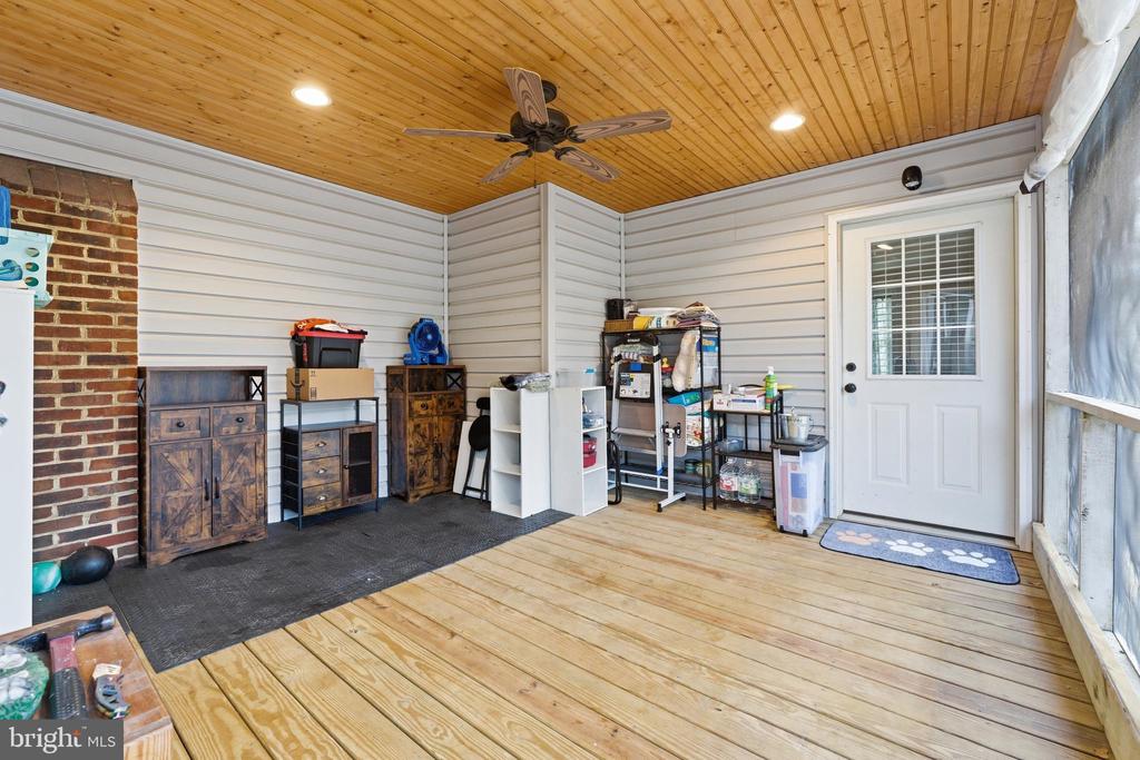 3608 N RED OAK LN, DELAPLANE, Virginia, 4 Bedrooms Bedrooms, ,4 BathroomsBathrooms,Residential,3608 N RED OAK LN,VAFQ2021324 MLS # VAFQ2021324 3608 N RED OAK LN, DELAPLANE, Virginia, 4 Bedrooms Bedrooms, ,4 BathroomsBathrooms,Residential,3608 N RED OAK LN,VAFQ2021324 MLS # VAFQ2021324