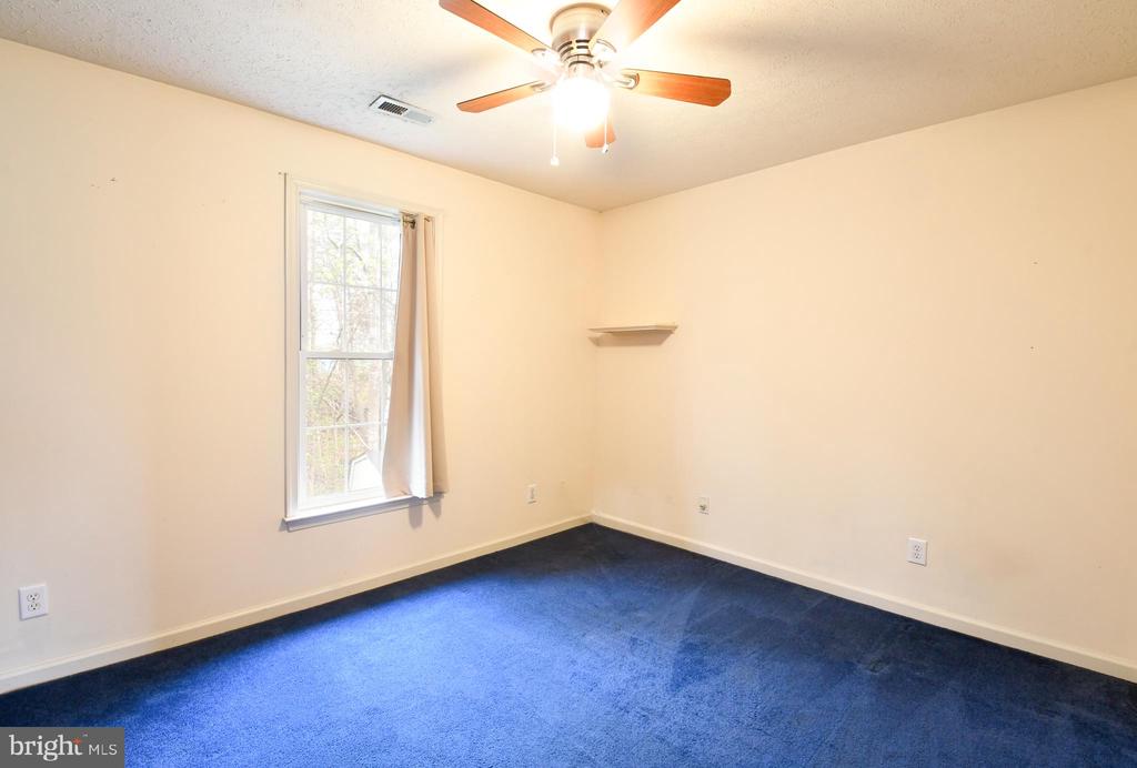 11500 DUCHESS DR, FREDERICKSBURG, Virginia 22408, 4 Bedrooms Bedrooms, ,Residential,KINGSWOOD HOA,11500 DUCHESS DR,VASP2040664 MLS # VASP2040664