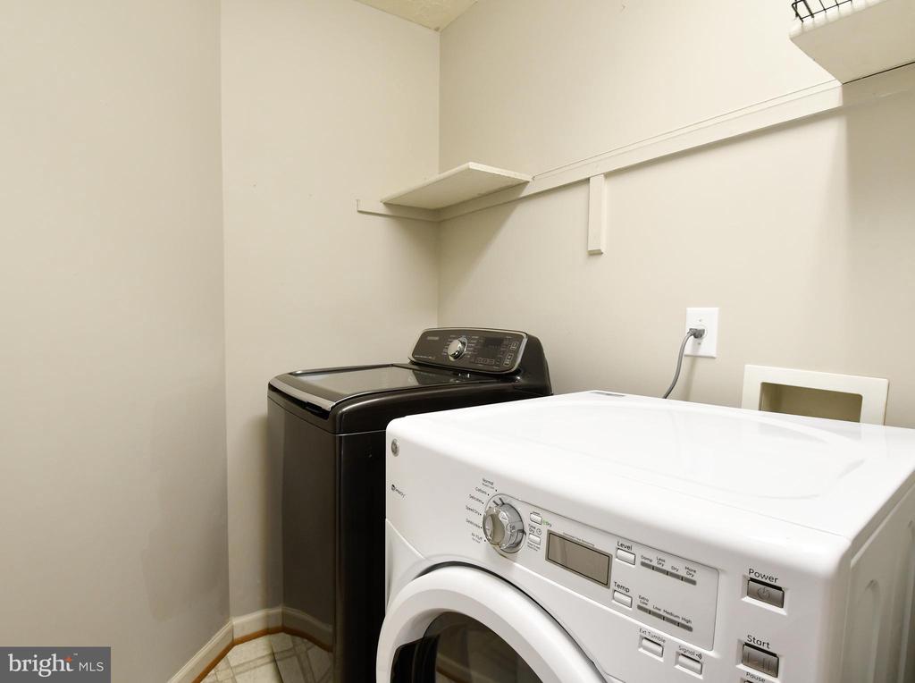 11500 DUCHESS DR, FREDERICKSBURG, Virginia 22408, 4 Bedrooms Bedrooms, ,Residential,KINGSWOOD HOA,11500 DUCHESS DR,VASP2040664 MLS # VASP2040664