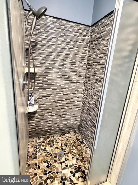 11733 JAMES MADISON HWY, CULPEPER, Virginia 22701, 5 Bedrooms Bedrooms, ,3 BathroomsBathrooms,Residential,11733 JAMES MADISON HWY,VACU2013240 MLS # VACU2013240