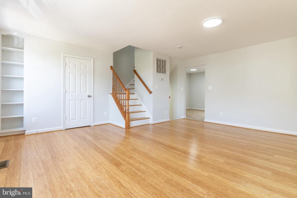 7308 WYTHEVILLE CIR, FREDERICKSBURG, Virginia 22407, 3 Bedrooms Bedrooms, ,2 BathroomsBathrooms,Residential,7308 WYTHEVILLE CIR,VASP2040636 MLS # VASP2040636