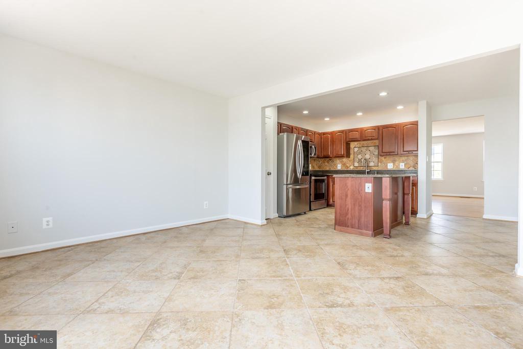 7308 WYTHEVILLE CIR, FREDERICKSBURG, Virginia 22407, 3 Bedrooms Bedrooms, ,2 BathroomsBathrooms,Residential,7308 WYTHEVILLE CIR,VASP2040636 MLS # VASP2040636