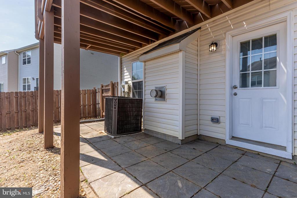 7308 WYTHEVILLE CIR, FREDERICKSBURG, Virginia 22407, 3 Bedrooms Bedrooms, ,2 BathroomsBathrooms,Residential,7308 WYTHEVILLE CIR,VASP2040636 MLS # VASP2040636